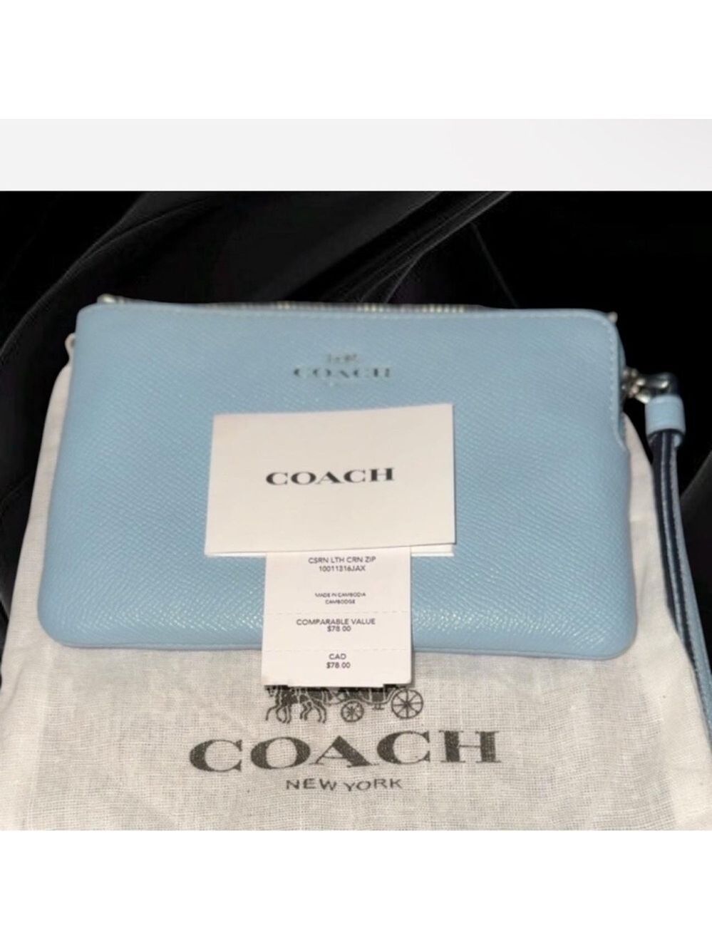 Coach Sky Blue Wristlet NWT and Dust bag. - Picture 2 of 4